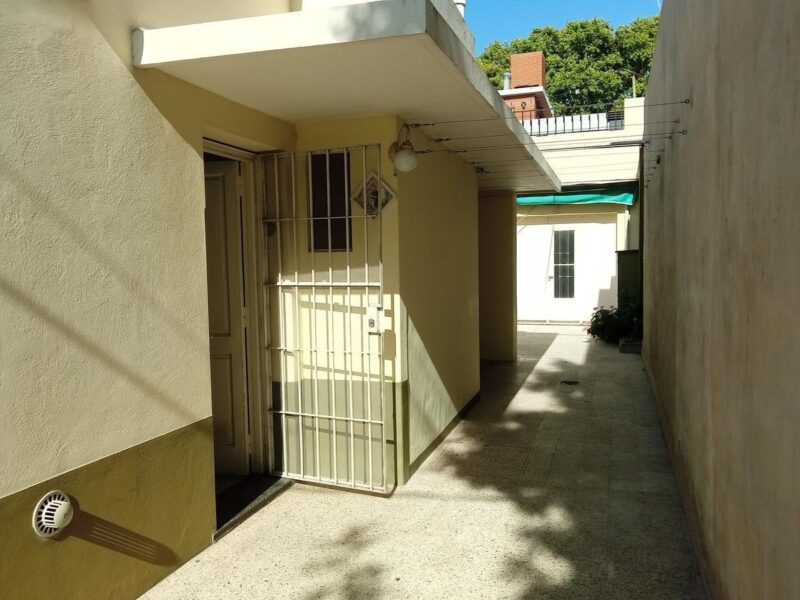Saavedra y España · Casa · 3 Dormitorios · Venta