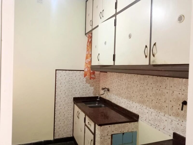 Saavedra y España · Casa · 3 Dormitorios · Venta