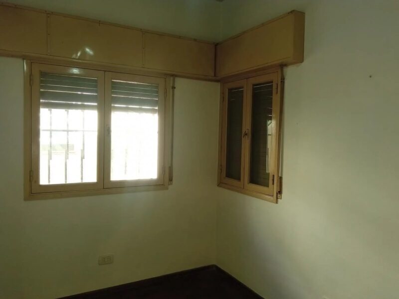 Saavedra y España · Casa · 3 Dormitorios · Venta
