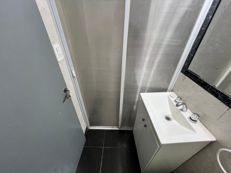 Italia y Mendoza · 1 Dormitorio · Venta