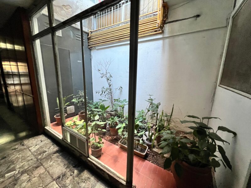 Italia y Mendoza · 1 Dormitorio · Venta