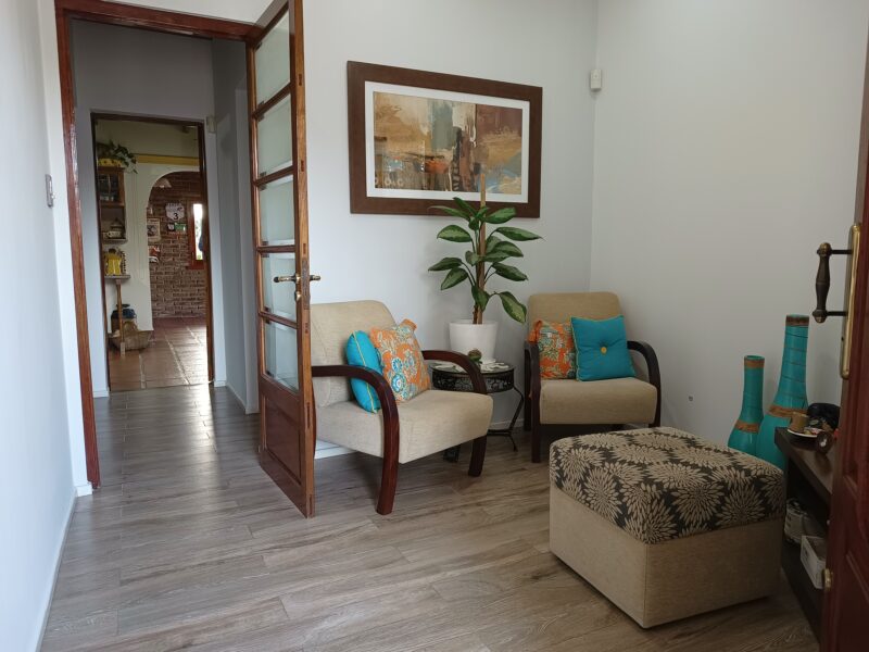 Alberdi · Casa · 2 Dormitorios · Venta